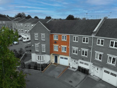 Arrange a viewing for Ladyshaw Crescent, Penistone